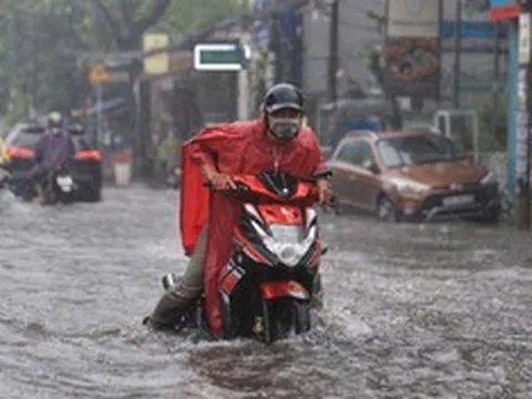 Hà Nội yêu cầu các xã, phường chủ động phương án hỗ trợ người dân ứng phó thiên tai