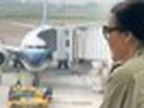 Nữ nghệ sĩ rời Việt Nam về Mỹ, chia sẻ bữa tối cuối cùng ở Sài Gòn