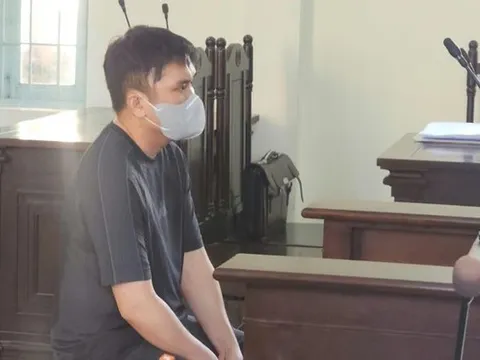Lùi ngày xét xử tài xế gây tai nạn khiến nữ sinh ở Vĩnh Long tử vong