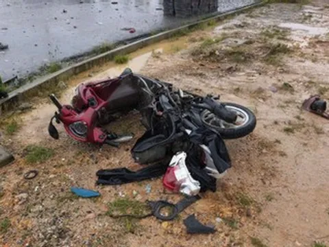 Xe tải va chạm xe máy, hai nam sinh ở Hà Tĩnh tử vong thương tâm