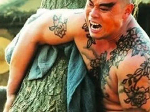 Hình xăm hoa mẫu đơn trên lưng Lỗ Trí Thâm có ý nghĩa gì?