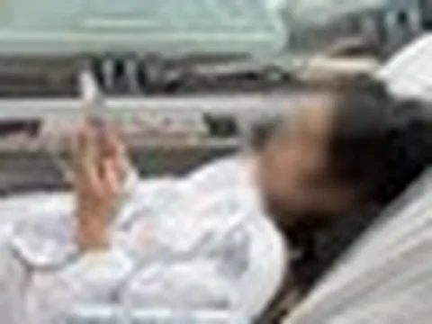 Cháy nhà 5 người chết ở Hà Nội: Người phụ nữ quấn chăn nhảy từ tầng 4 thoát nạn