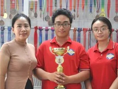 Phạm Trần Gia Phúc: Từ cậu bé tự kỷ cho đến thần đồng cờ vua