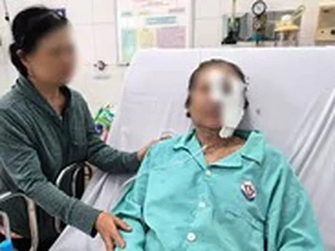 Nạn nhân sống sót trong vụ cháy 2 người chết ở phường Chợ Lớn: 'Hàng xóm phá cửa cho tôi chui ra'