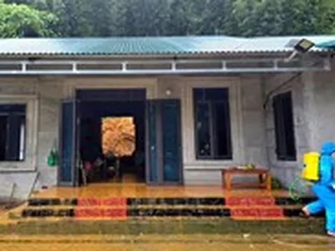 Sạt lở ở Phú Thọ, hai vợ chồng cùng người thân 79 tuổi chết thương tâm do bị đất đá vùi lấp