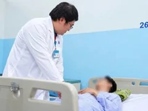 Bị xoắn tinh hoàn, 2 thanh niên nhập viện cấp cứu trong đêm