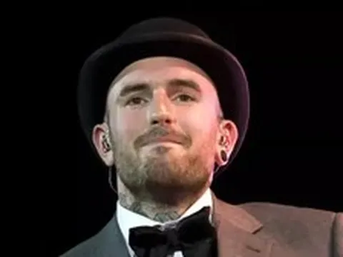 Tìm thấy thi thể quán quân The Voice tại hồ giải trí