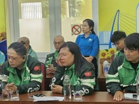 Bẫy 'đối tác' và khoảng trống an sinh của tài xế xe công nghệ