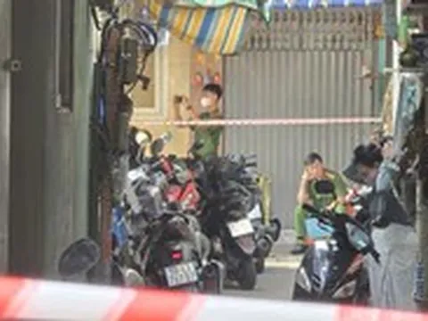 Vụ cháy ở phường Chợ Lớn 2 người chết: Chữa cháy chuyên nghiệp đến, lửa đã bao trùm tầng 1 và tầng 2
