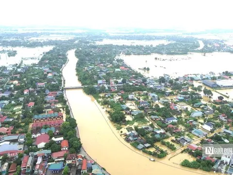Mưa lũ chưa từng có khiến 8.419 hộ ở Thanh Hóa ngập lụt, nhiều tuyến đường bị chia cắt