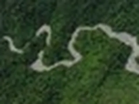 Phát hiện "rồng đá" dài 10 km giữa núi rừng Việt Nam, nhìn từ trên cao như một thắng cảnh ở châu Âu