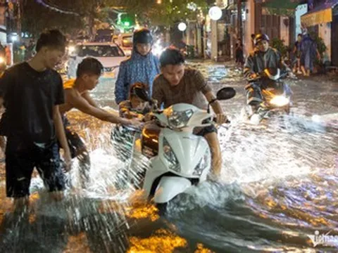 Điểm tên khu vực mưa lớn xối xả chiều tối 19/9, TPHCM nguy cơ ngập úng