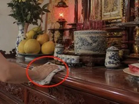 Lời khuyên cho những gia đình ngày nào cũng lau bàn thờ