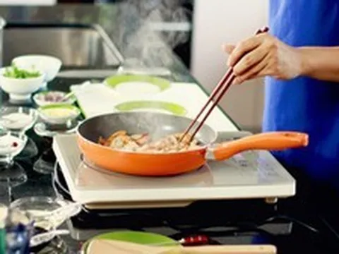 Lời khuyên dành cho những ai đang nấu ăn bằng bếp từ