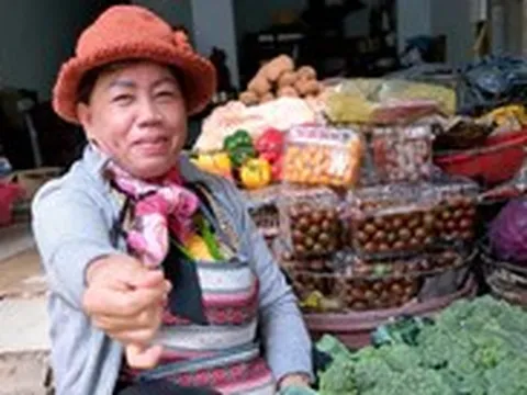 Vì sao chợ Đà Lạt vẫn sống khỏe khi chợ truyền thống khác 'ngáp ngủ'?