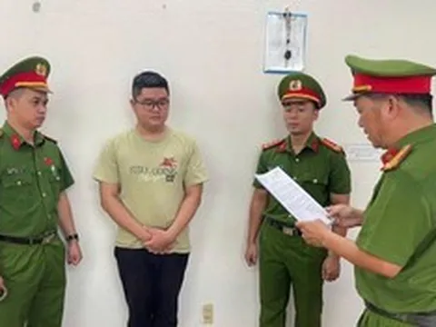 Bắt đối tượng chiếm đoạt gần 2 tỷ đồng bằng chiêu vay tiền để "đáo hạn ngân hàng"