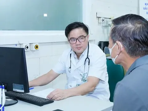 Gene hiếm có thể gây ung thư phổi dù không hút thuốc, người khỏe có cần xét nghiệm?