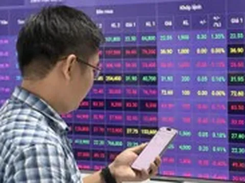 VN-Index giảm gần 16 điểm trong ngày đầu nâng hạng
