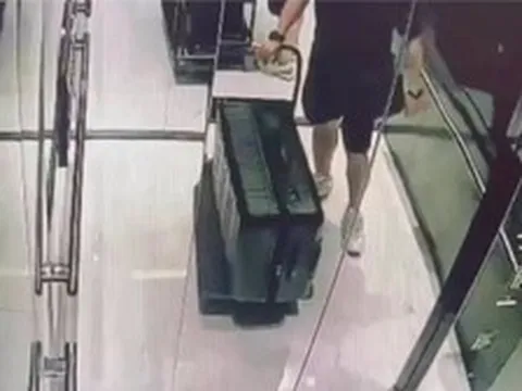 Người đàn ông Trung Quốc bị bắt sau khi thi thể bạn gái được phát hiện trong tủ đông nơi làm việc