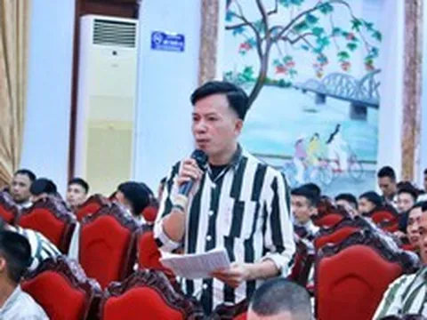 Trực tiếp giải đáp vướng mắc cho phạm nhân tại Trại giam Phú Sơn 4