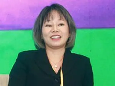 Nhiều nhà đầu tư vẫn xem chứng khoán là kênh 'lướt sóng', tiền dài hạn đổ vào bất động sản