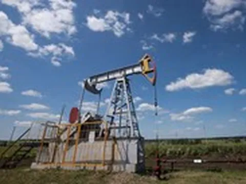 Đọc nhanh 23-9: Giá dầu thủng mốc 100 USD, chứng khoán Mỹ lập kỷ lục 2 phiên liên tiếp