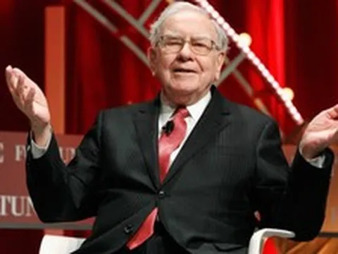 4 chữ trong thư tạm biệt của Warren Buffett đúc kết bài học đầu tư cả đời: Tàn khốc nhưng là con đường dẫn tới thành công