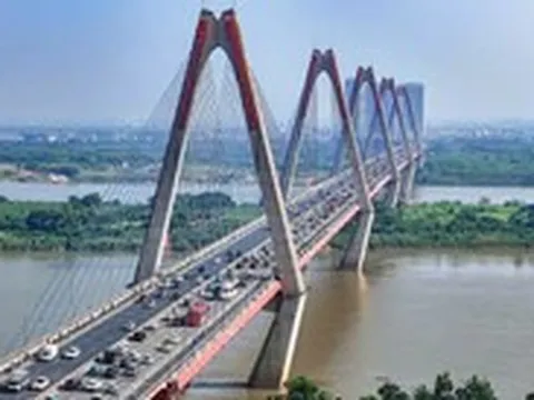 Hà Nội thí điểm giảm tốc độ tối đa cho phép trên cầu Nhật Tân từ 27-9