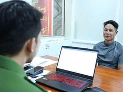 Tạm giữ đối tượng cho vay với lãi suất không tưởng và tàng trữ súng đạn