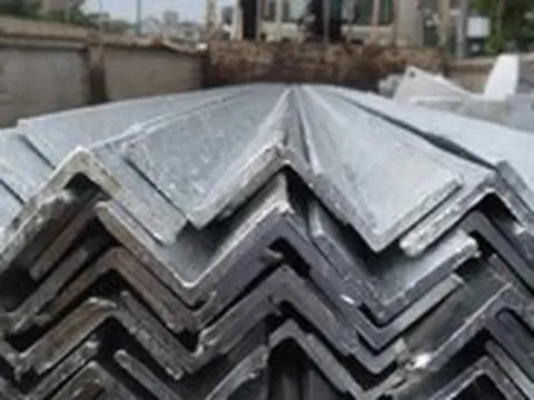 Úc xem xét kéo dài thuế chống bán phá giá với thép mạ Việt Nam