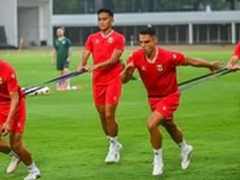 Indonesia - Singapore (hiệp 1) 1-0: Oratmangoen mở tỉ số