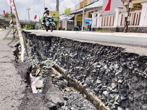 Giữa mùa nước nổi mà lo hạn mặn khốc liệt vì El Nino -
Bài 2: Sạt lở bủa vây miền Tây