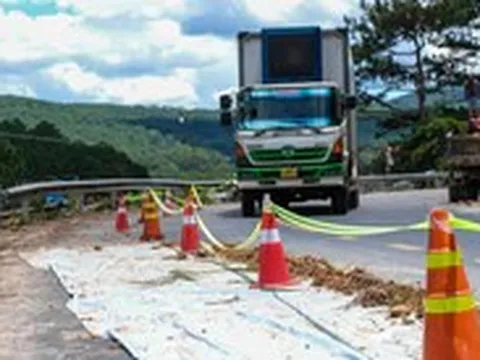 Nới rộng đường đèo Mimosa Đà Lạt ở điểm sạt lở