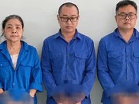 Khởi tố bà Nguyễn Thị Hồng Phượng và 2 đồng phạm in 21.000 quyển sách không phép