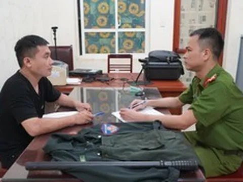Bắt đối tượng giả danh CSCĐ, chặn xe khiến một người đi đường tử vong