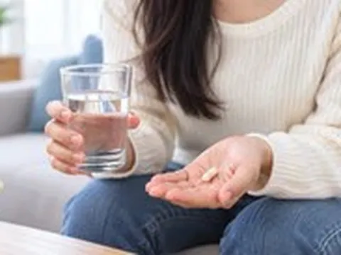 Thời điểm nào uống men vi sinh hỗ trợ tiêu hóa tốt nhất trong ngày?