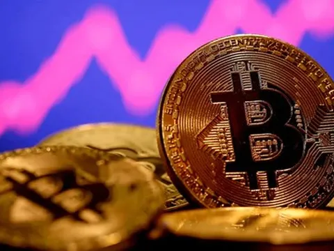 Giá Bitcoin tăng vọt bất chấp Fed tăng lãi suất