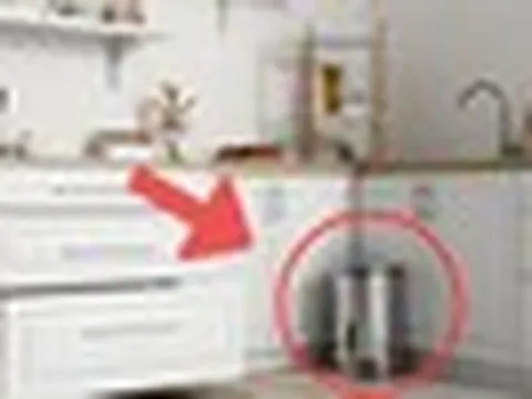 Đặt thùng rác ở đâu trong nhà để không "chặn" tài lộc? Vị trí nhiều gia đình hay để sai