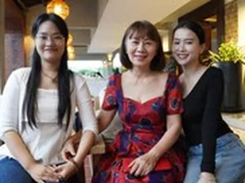 Hội tụ 80 nhà hảo tâm xứ Quảng: Không chỉ trao học bổng, còn nuôi nhiều tân SV nghèo hết bậc đại học