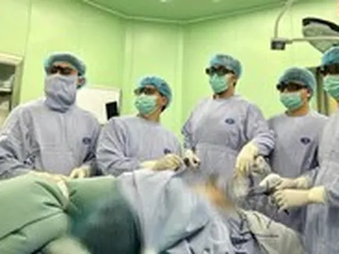 Ra máu âm đạo, người phụ nữ phát hiện mắc hai bệnh ung thư cùng lúc