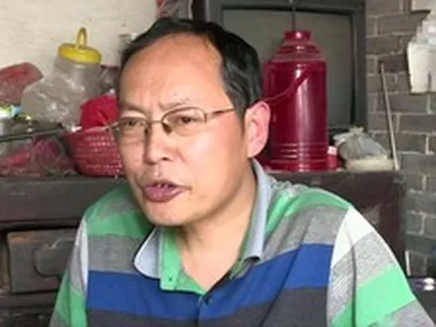 Cú trượt dài của thần đồng đỗ Thủ khoa năm 16 tuổi, U60 sống nhờ bố mẹ và trợ cấp 1,5 triệu đồng/tháng