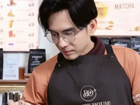Ca sĩ Việt đi bán cà phê ở Mỹ, ly hôn vẫn mở quán chung với vợ cũ