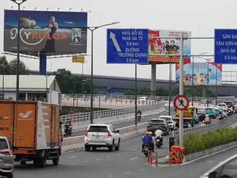 TP.HCM sắp có 'bản đồ số' các vị trí quảng cáo trên đất công