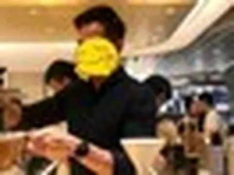 Nam diễn viên đi sự kiện được tặng căn nhà 4,7 tỷ đồng, lương năm hơn 100 tỷ và sở hữu 5 quán cafe