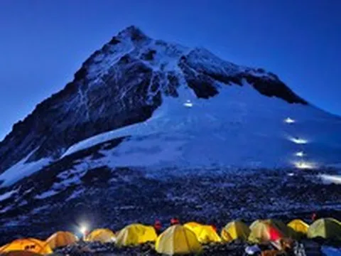 Ngọn núi cao nhất thế giới có thực sự là đỉnh Everest không?