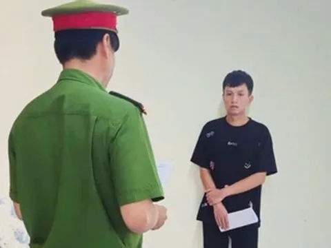 Bắt tạm giam tài xế 26 tuổi lái xe tải tông chết 2 người ở Cần Thơ