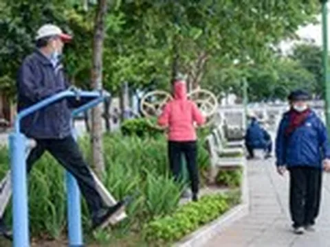 Bác sĩ khuyên người cao tuổi sống vui khỏe từ những 'điều thiết thực' nào?