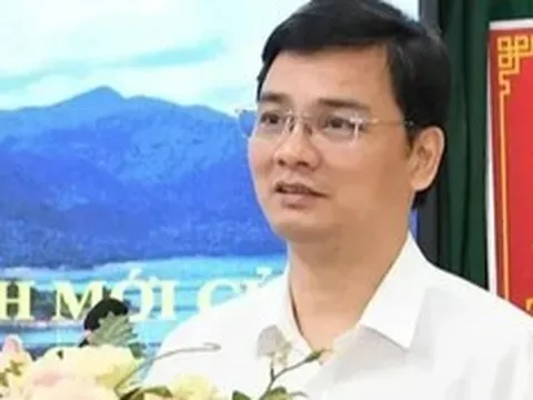 Khởi tố giám đốc Sở Giáo dục Tuyên Quang Vũ Đình Hưng
