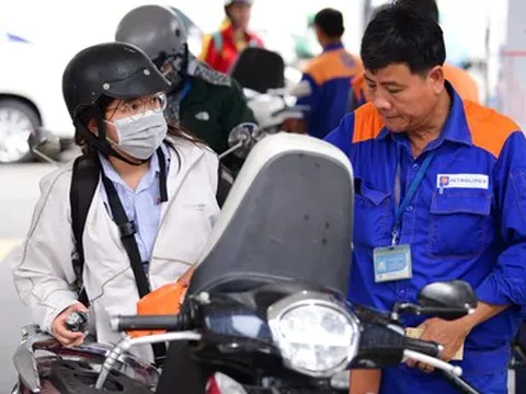 Chính phủ đồng ý tiếp tục kéo dài thời hạn giảm thuế xăng dầu đến hết năm