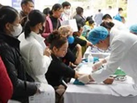 Người cao tuổi, người nằm một chỗ sẽ được khám sức khỏe tại nhà